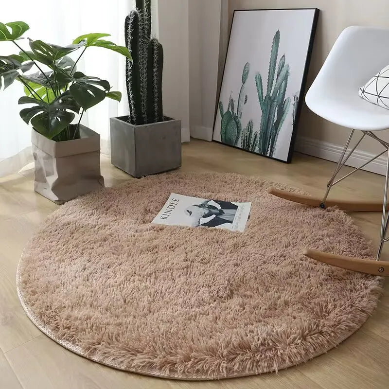 Plush Round Carpet