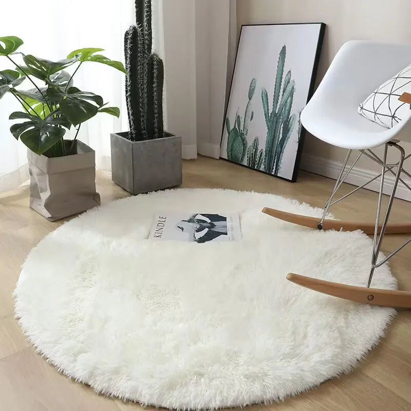 Plush Round Carpet