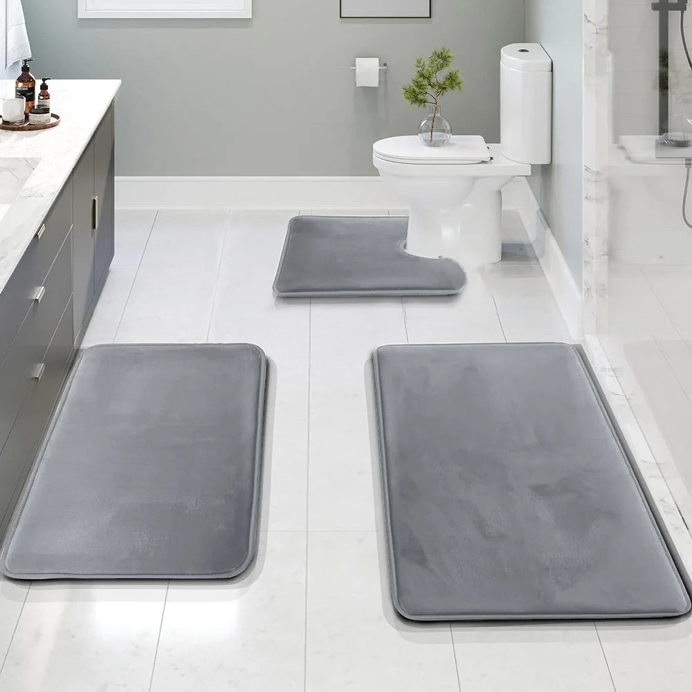 Non slip bathroom carpet three-piece set.